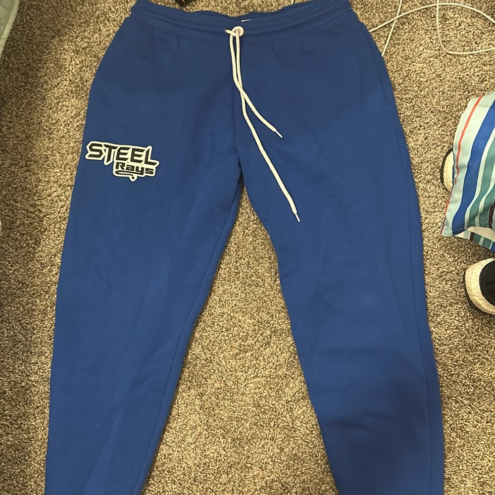 Royal blue stingray steel sweatpants